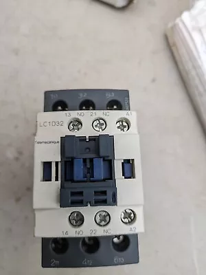 Buy Schneider Electric LC1D32 Contactor • 20$