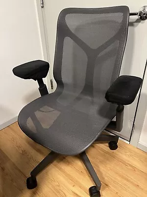 Buy Authentic Herman Miller Cosm Chair - Mid Back • 450$