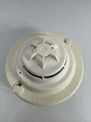 Buy Siemens FP-11 Smoke Detector Head Fire Alarm Multi-Sensor ADBX-11 • 25$