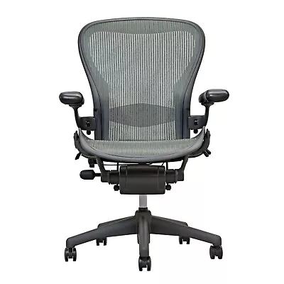 Buy Herman Miller  Classic Fully Loaded Size C Grey Mesh Lumbar Support Aeron Chair • 700$