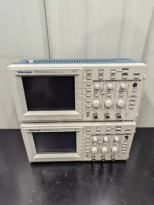 Buy Two Tektronix TDS 220 Two Channel Digital Real-Time Oscilloscope 100 MHz 1 GS/s • 179.99$