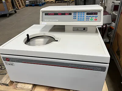 Buy BECKMAN COULTER OPTIMA MAX - 130K ULTRACENTRIFUGE Inventory #15460 • 2,399$
