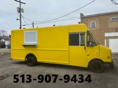Buy PRICE REDUCED - Yellow Food Truck Step Van PRO Kitchen - NSF Food Equipment • 18,000$